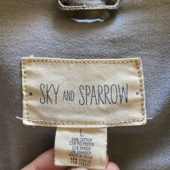 Sky and Sparrow camo jacket size Large - Picture 3 of 3